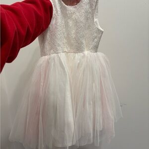 Elegant White Lace Dress